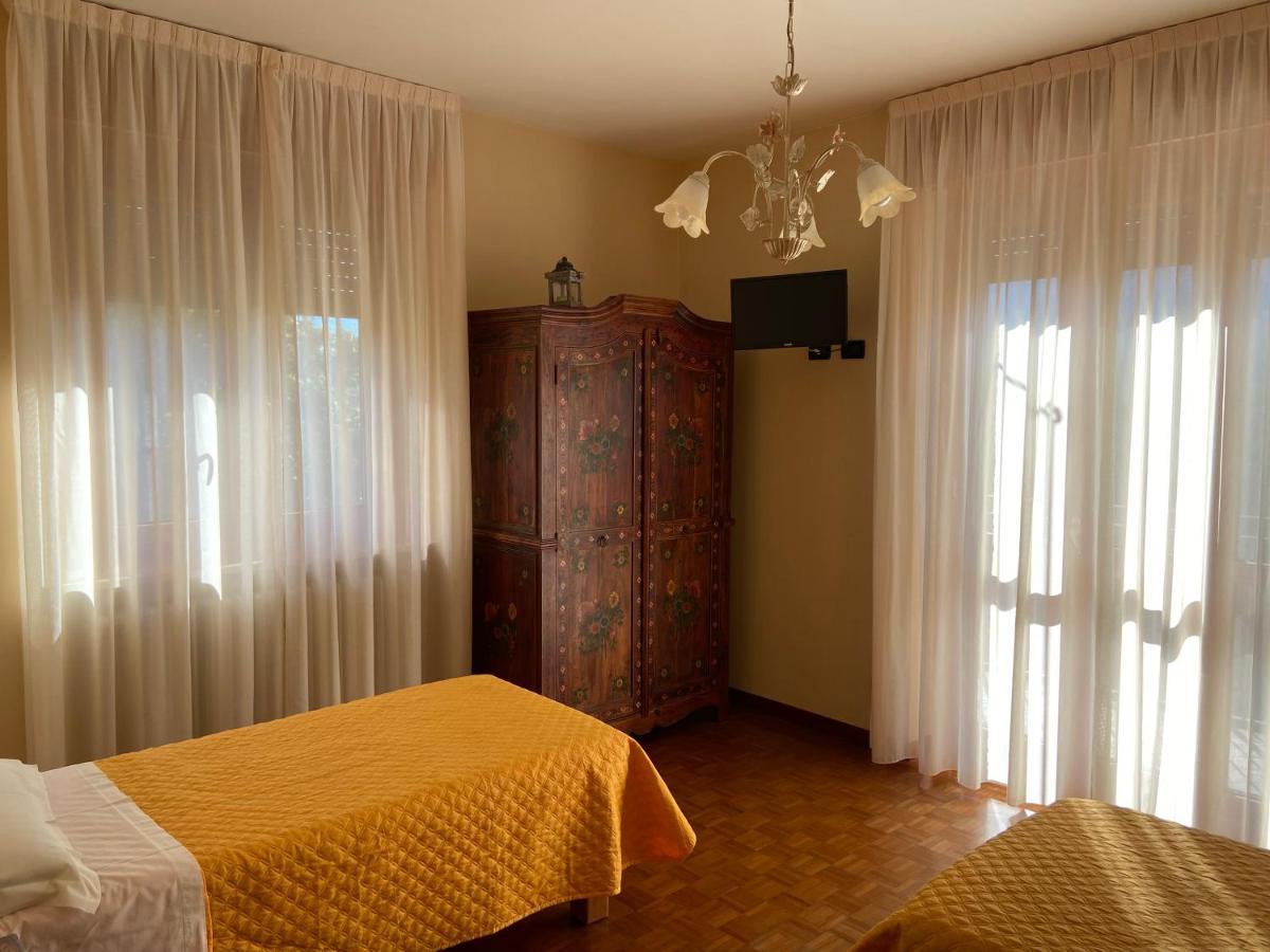 Bed and Breakfast La Via Del Sole Susa Exterior foto