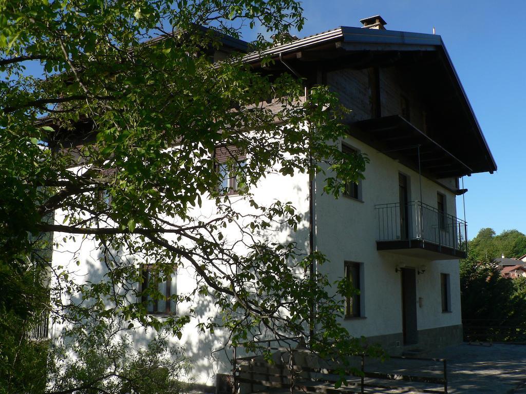 Bed and Breakfast La Via Del Sole Susa Exterior foto